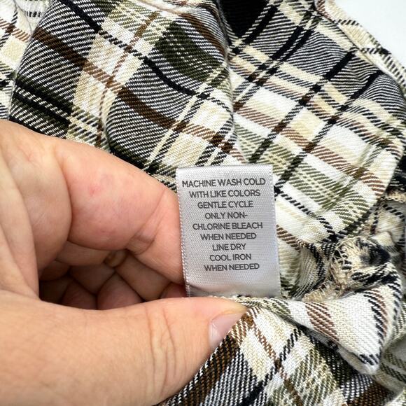 AVENUE Womens Flannel Plaid Button Up Shirt Size 30 Roll Tab Pin Tuck V-Neck - Picture 6 of 10